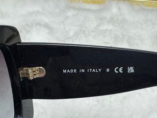 Gafas Chanel - Negras y Doradas