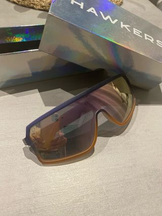 Dos pares de  Gafas Sol Hawkers