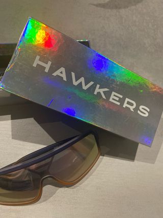 Dos pares de  Gafas Sol Hawkers