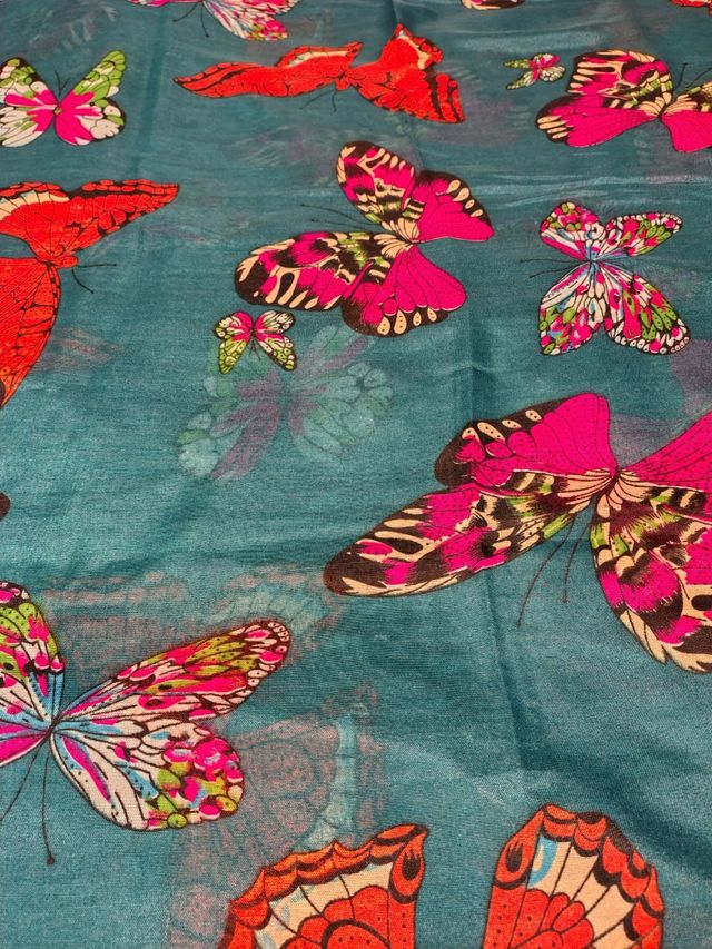 Foulard viscosa e cotone fantasie farfalle