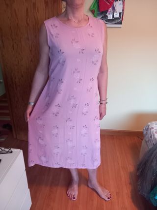 Vestido rosa estampado