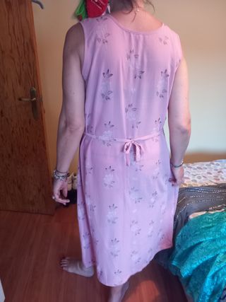 Vestido rosa estampado