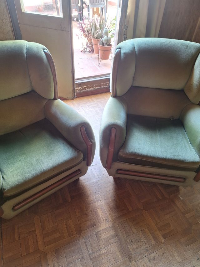 2 Butacas antiguas de terciopelo verde
Urgente hoy