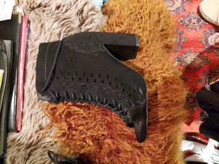 Botines Guess negros
