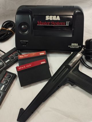 Sega Master System II + juegos