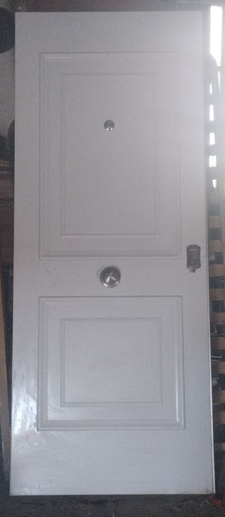 Puerta entrada lacada blanca blindada 