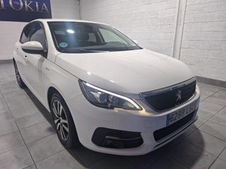 PEUGEOT 308 5p Style BlueHDi 130 S&S