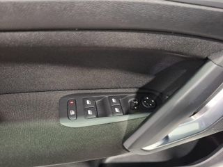 PEUGEOT 308 5p Style BlueHDi 130 S&S