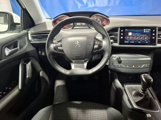 PEUGEOT 308 5p Style BlueHDi 130 S&S
