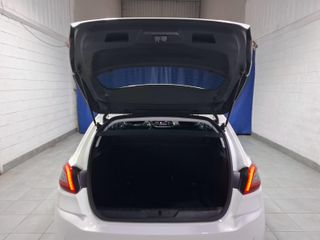 PEUGEOT 308 5p Style BlueHDi 130 S&S