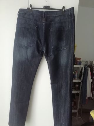 Vaqueros negros - Talla 40/34