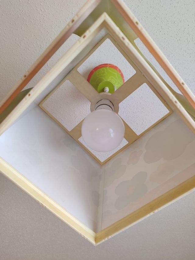 Lámpara infantil flores