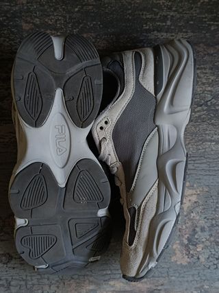Fila 8080 - Zapatillas Gris