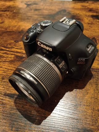 Canon EOS 600D + 18-55