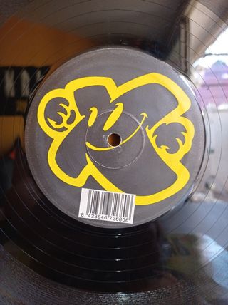 Vinilo makina remember 