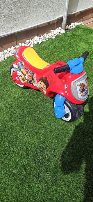 Moto Correpasillos Paw Patrol