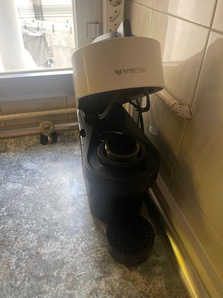 Cafetera Nespresso Vertuo Pop