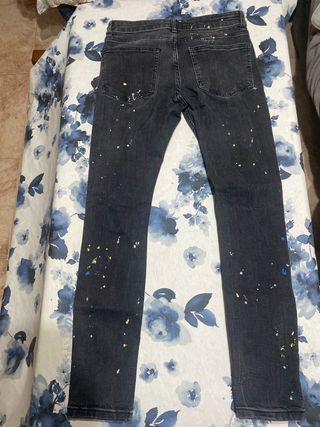 Vaqueros largos Bershka rotos negros talla S