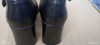 Zapatos Huella negros, talla 37