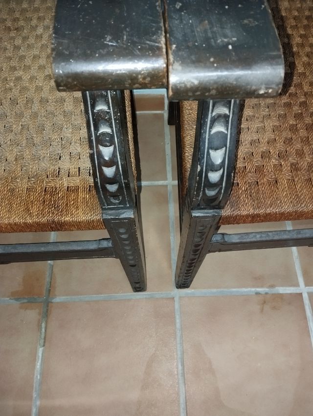 4 Sillones Castellanos antiguos