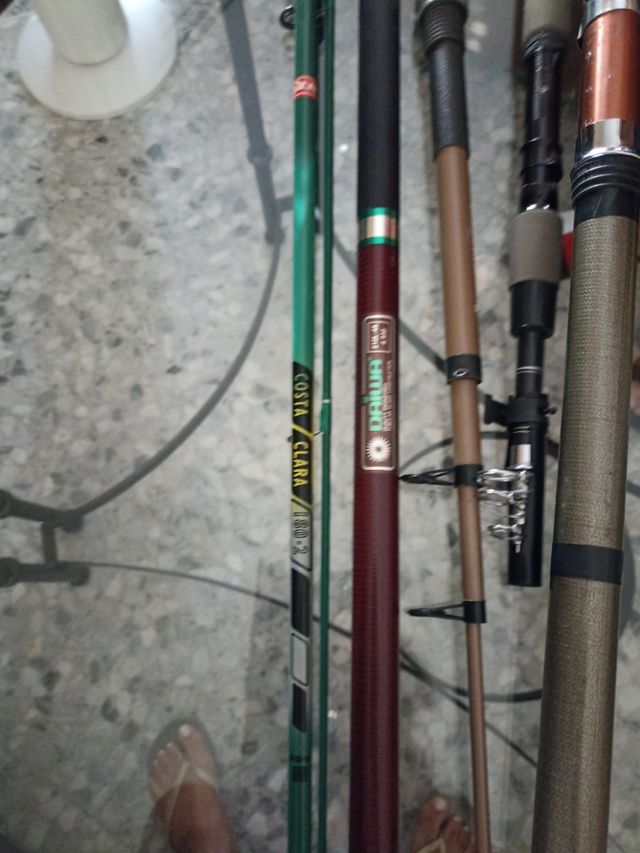 Cañas de pescar usadas - 5 piezas