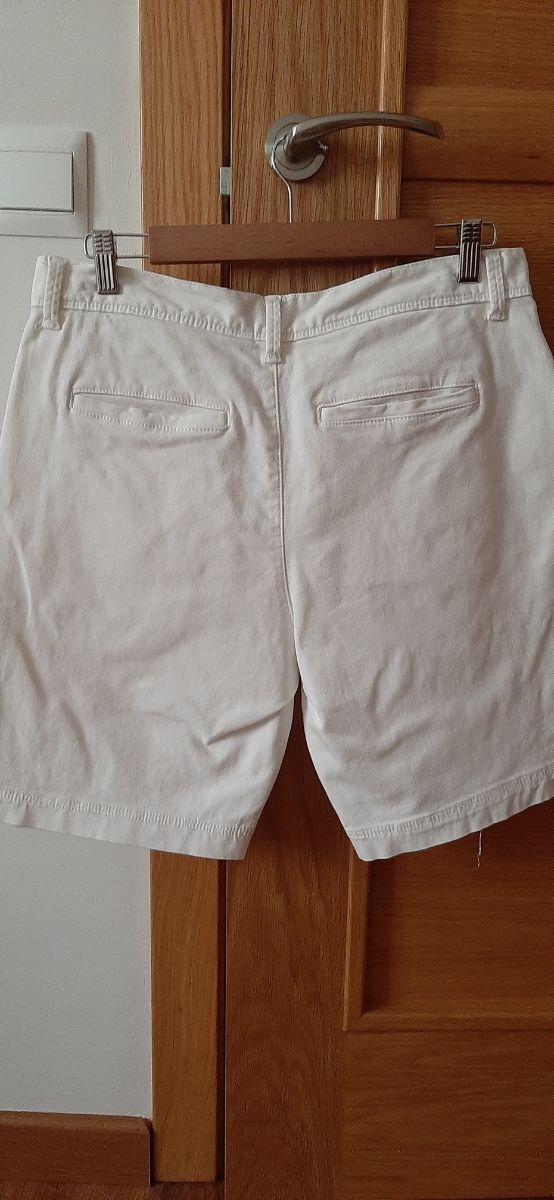Shorts Zara hombre blancos