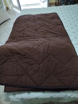 Coperte trapunte marroni cotone