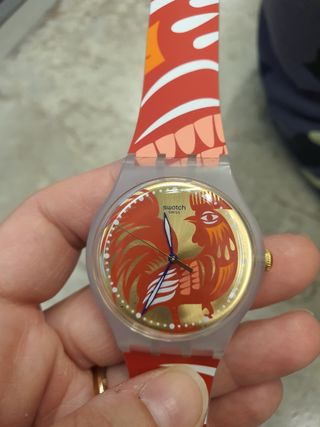 Orologio Swatch SUOZ226 Rocking Rooster Watch