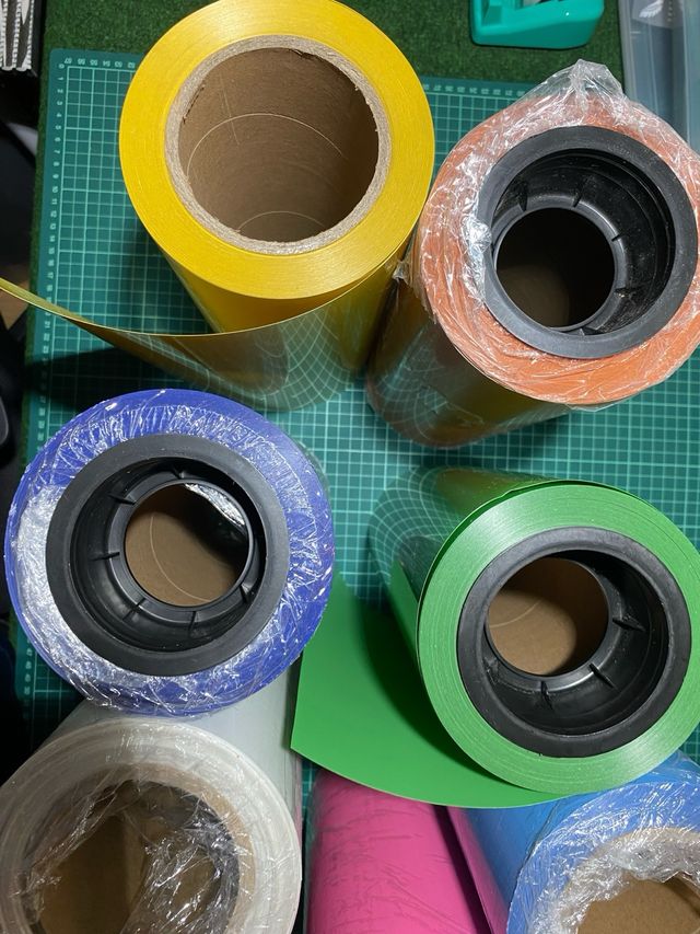 Vinilo textil amarillo, naranja , blanco,etc