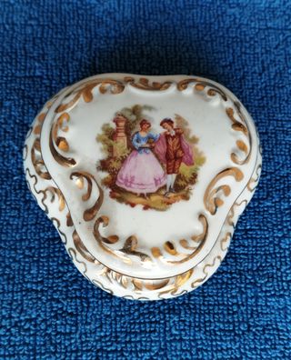 Joyero porcelana antiguo pintado en oro