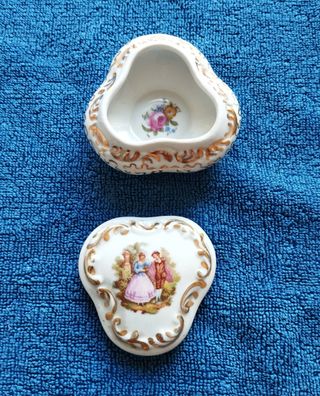 Joyero porcelana antiguo pintado en oro