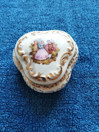 Joyero porcelana antiguo pintado en oro