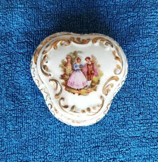 Joyero porcelana antiguo pintado en oro