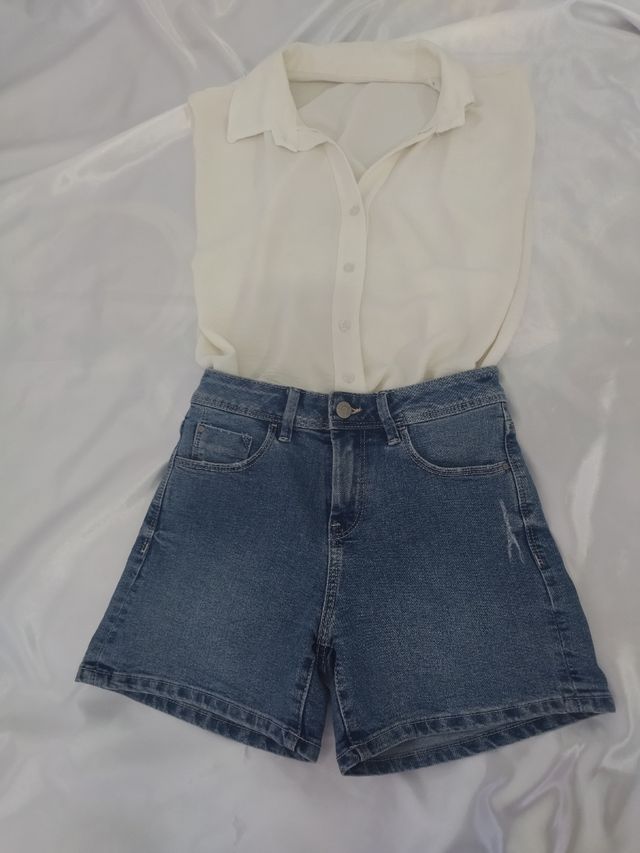 Shorts vaqueros + blusa crema