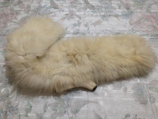 Antic escalfamans de pell / Manguito