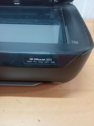 HP OfficeJet 3833 - Impresora