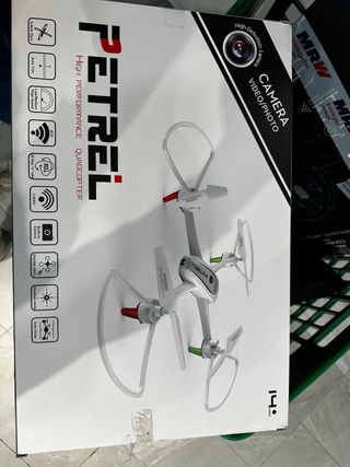Dron PETREL