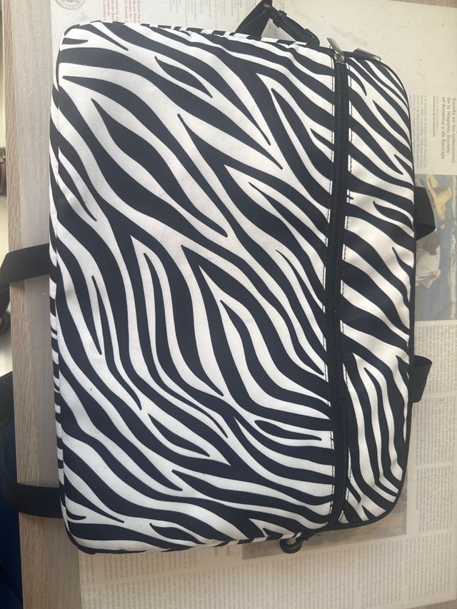 Maletín portátil cebra