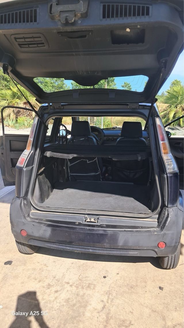 Mgo Mgo2 microcar 2012