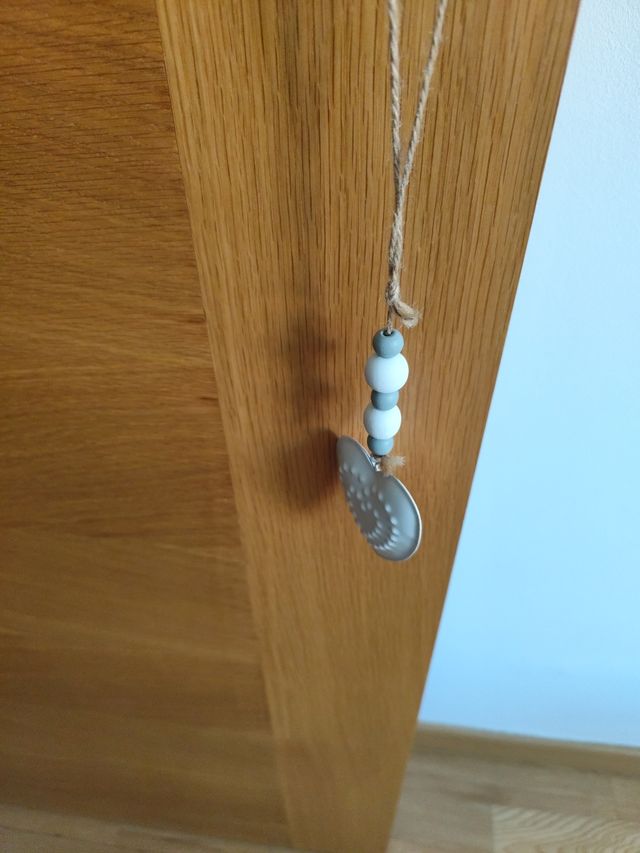 Colgadores Corazón Metal Blanco-Gris