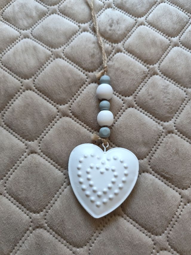 Colgadores Corazón Metal Blanco-Gris