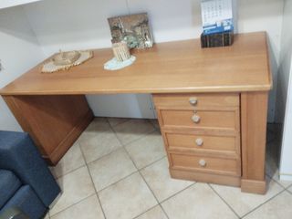 Scrivania legno marrone 3 cassetti