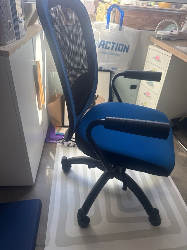 Silla oficina giratoria azul