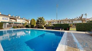 Casa adosada en venta en Centre - Eixample – Can Llobet – Can Serra en Barbera del Vallès