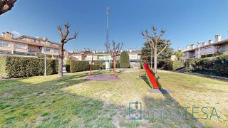 Casa adosada en venta en Centre - Eixample – Can Llobet – Can Serra en Barbera del Vallès