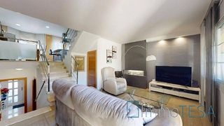 Casa adosada en venta en Centre - Eixample – Can Llobet – Can Serra en Barbera del Vallès