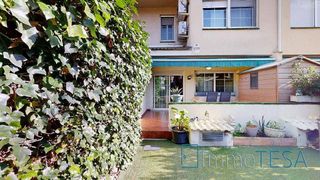 Casa adosada en venta en Centre - Eixample – Can Llobet – Can Serra en Barbera del Vallès