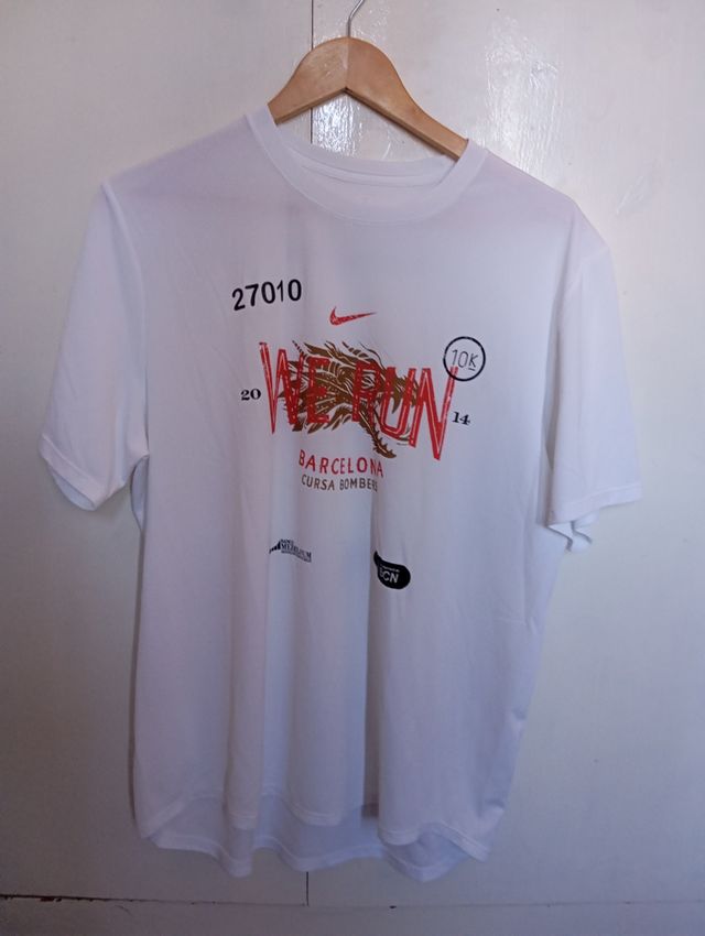 Camiseta Nike We Run Barcelona L