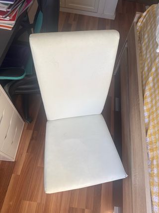 1 silla comedor blancas - piel sintética