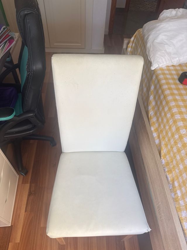 1 silla comedor blancas - piel sintética